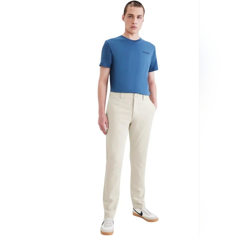 Dockers beige California khaki Skinny fit Alpha chino pants size 30x34 brand new